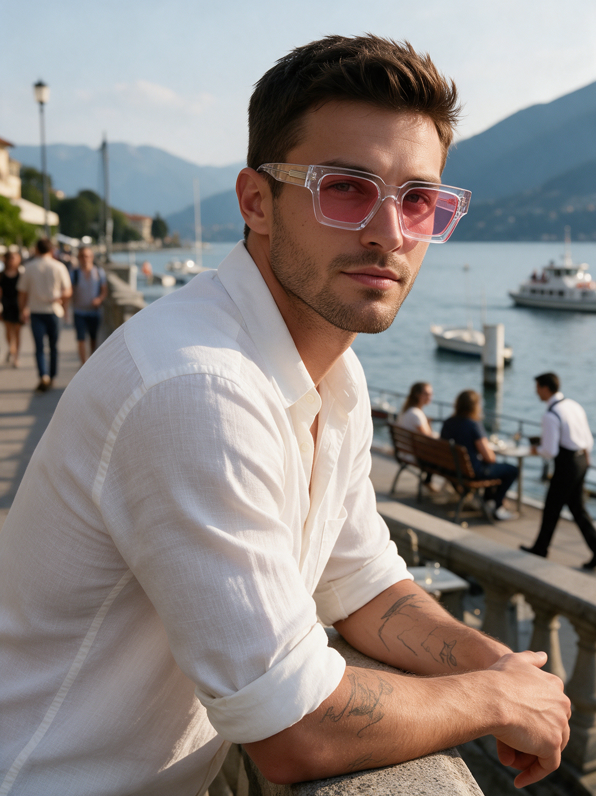 Devero Vertex Sonnenbrille Kristall / Rosé – getragen