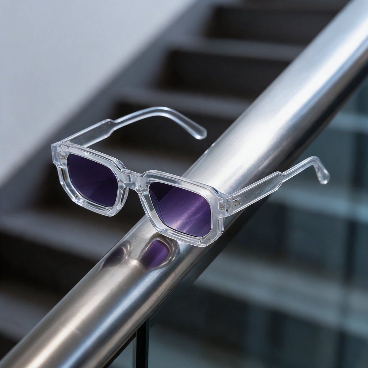 Devero Facette Sonnenbrille Kristall / Violett Verlauf – Szene