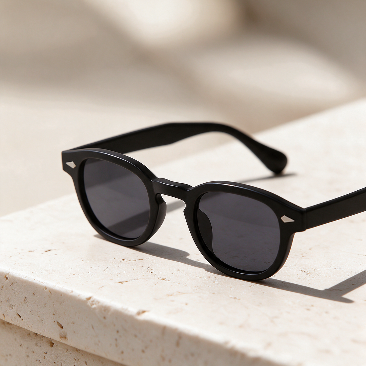 Meridian, Montatura Nero lucido · Lenti Grigio