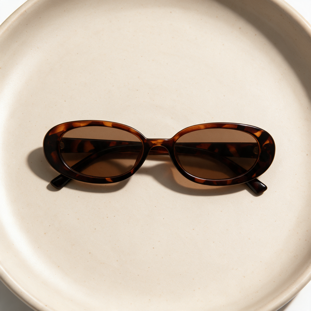 Devero Alba Sonnenbrille Havanna / Braun – Detailansicht