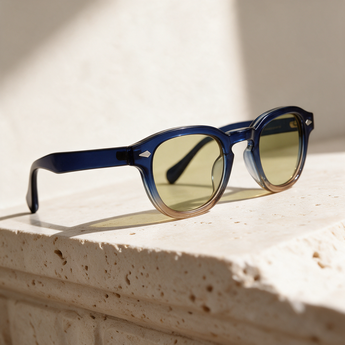 Meridian, Montatura Blu navy-beige · Lenti Oliva